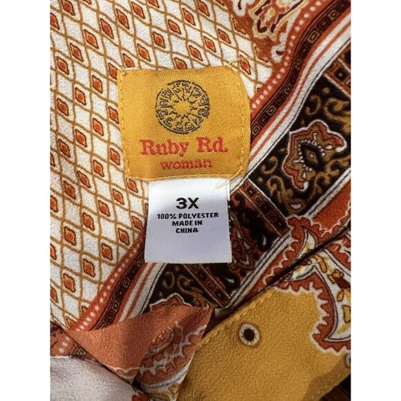 Ruby Rd. Women's Blouse lightweight Geometric Design Roll Tab Sleeve Size 3X - Picture 6 of 6